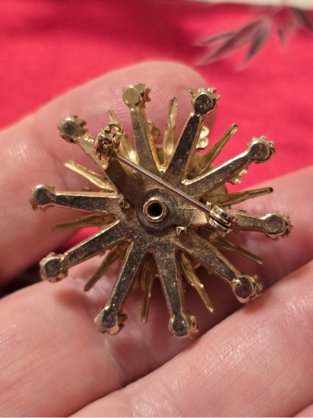 Gold-Tone Sunburst Brooch with Iridescent Mother-of-Pearl and Clear Crystal - Picture 4 of 6